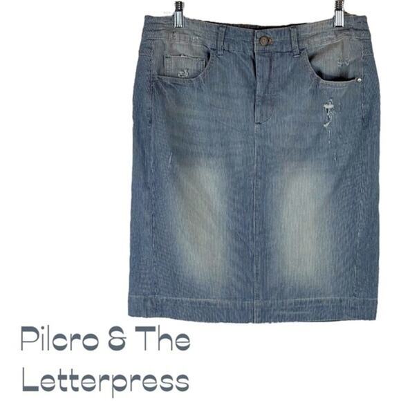 Anthropologie Pilcro & The Letterpress Distressed Boho Y2K 90s Jean Skirt Size M - Picture 1 of 10